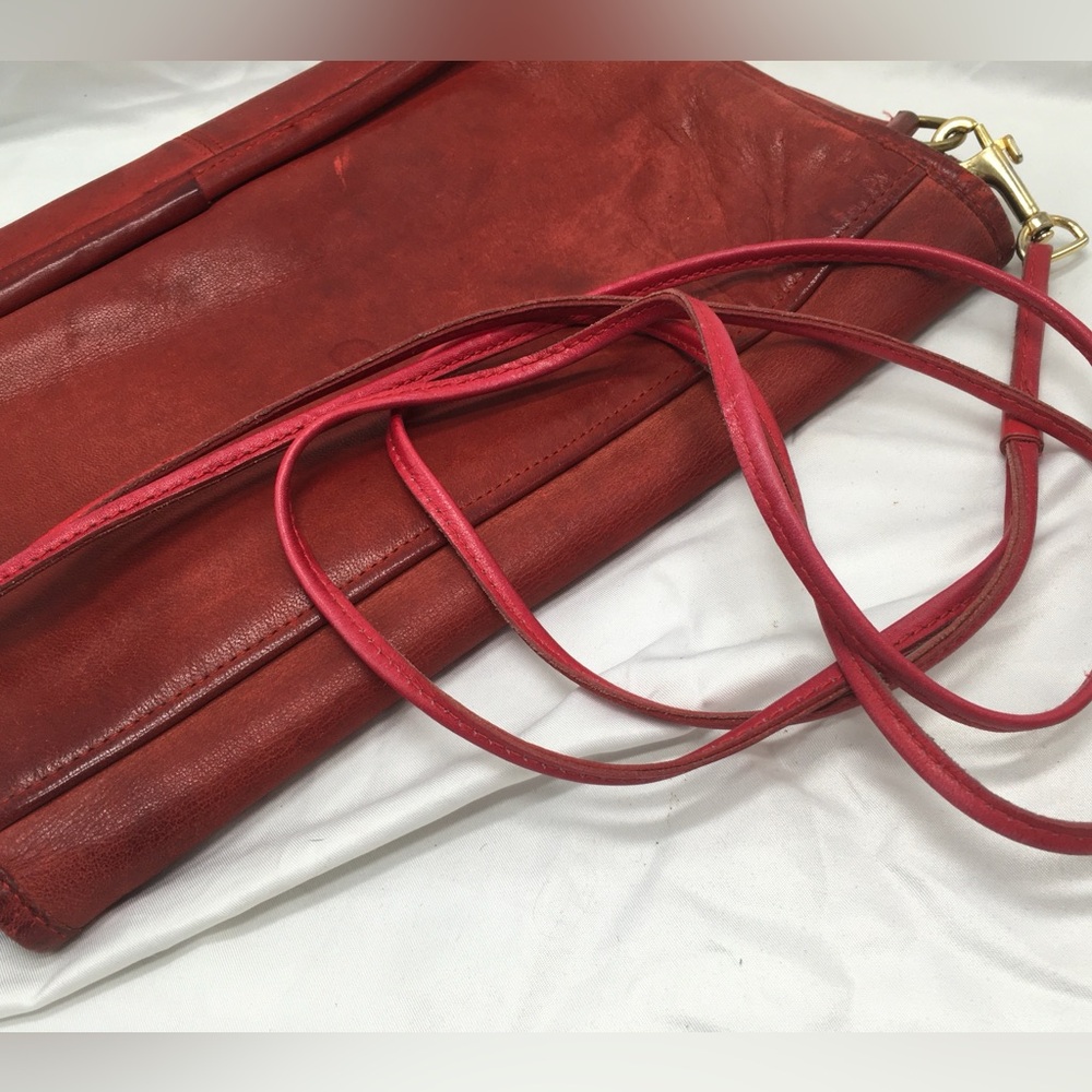 COACH Vintage Leather Flap TurnLock Messenger Shoulder Handbag Red NYC USA Small - Picture 12 of 16